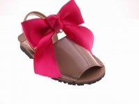 Shoe