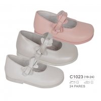 Shoe